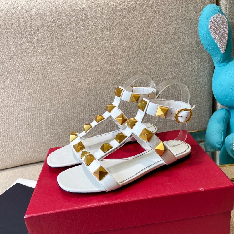 2023 Summer New Round Toe Open Toe Flat Women's Shoes Rivet High Top Roman Sandals Fashion Sandals - Image 2