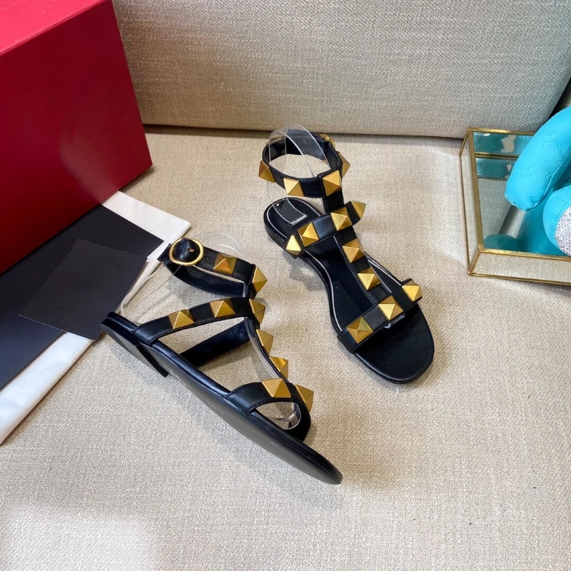 2023 Summer New Round Toe Open Toe Flat Women's Shoes Rivet High Top Roman Sandals Fashion Sandals
